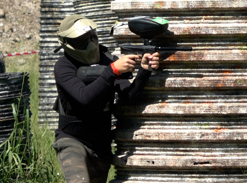 12 year old playing paintball